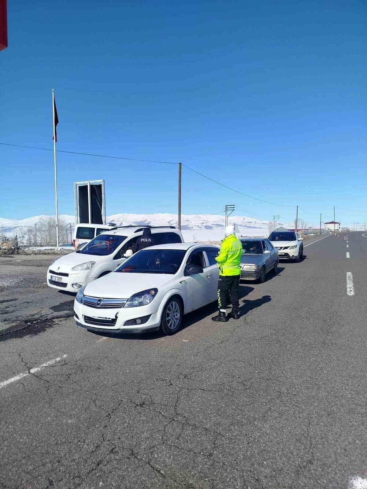 Patnos'ta bayram öncesi trafik denetimleri artırıldı