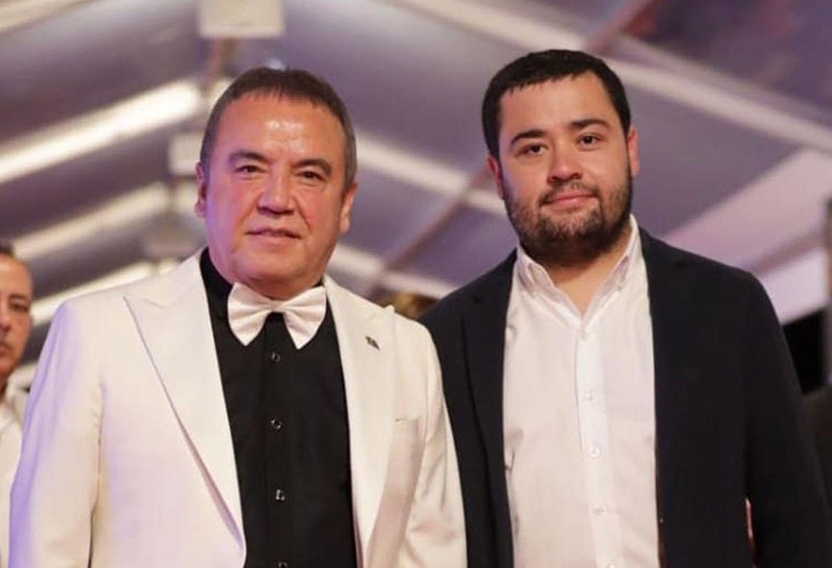 Antalya Büyükşehir Belediyesi'ne yönelik 'rüşvet' ve 'yolsuzluk' davası başladı